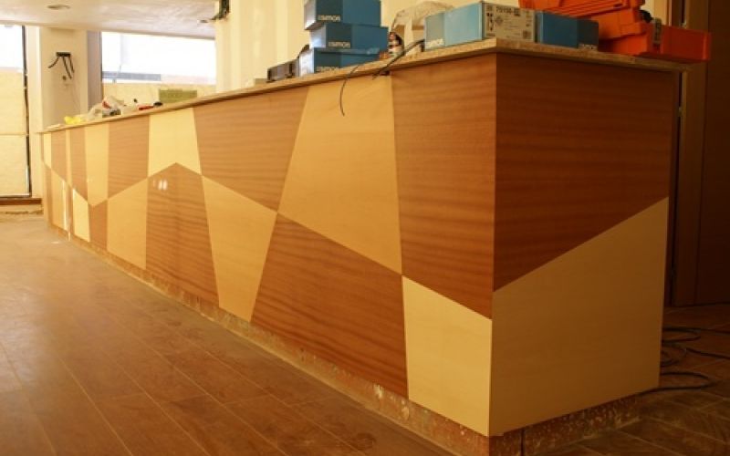 mueble de entrada de cerezo macizo